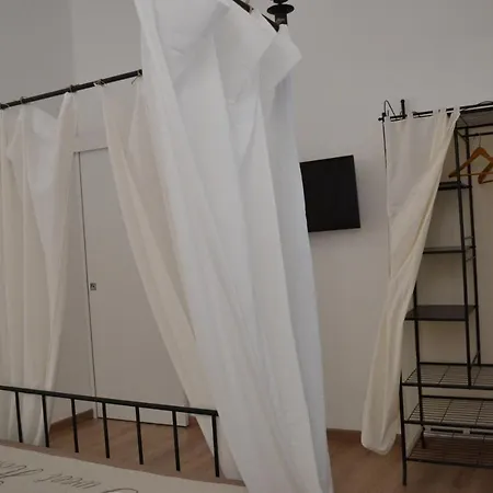 בית הארחה Dimora Castelli